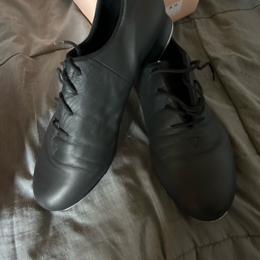 Tap shoes